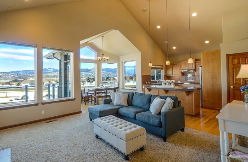 home-2112652_1920.jpg